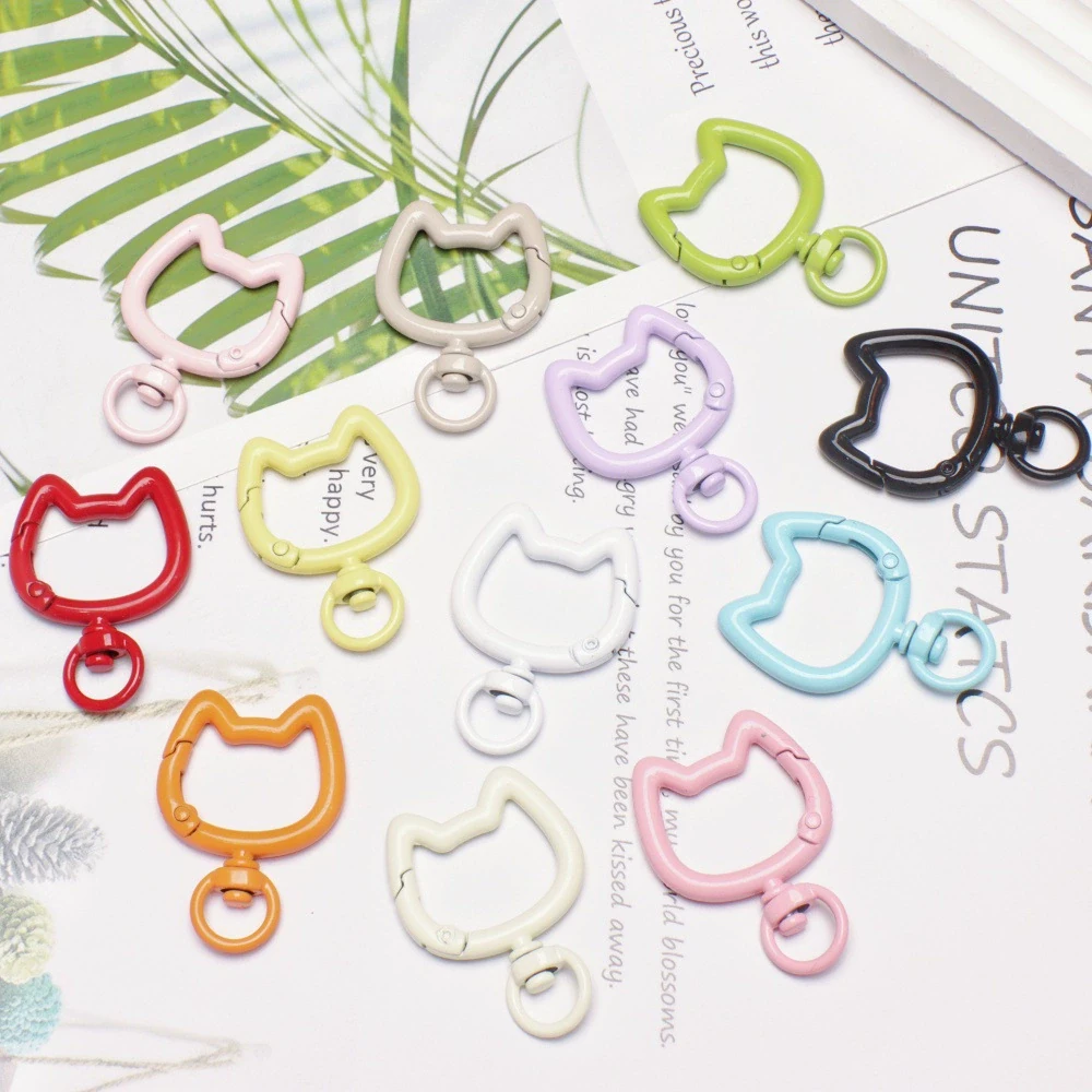アクリルキーホルダー用金具・ストラップ・付属パーツのOEM対応写真(cat snap hook mixed)
