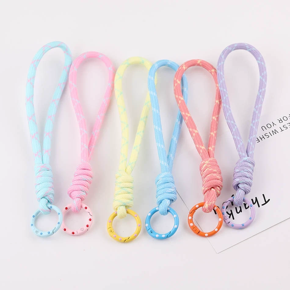 アクリルキーホルダー用金具・ストラップ・付属パーツのOEM対応写真(macaron phone strap 02)