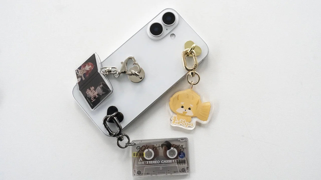 日本向けNFC内蔵アクリルグッズOEMに対応するアクリルグッズOEM制作の製作イメージ。アクリルグッズOEMの仕様確認・量産相談向け。